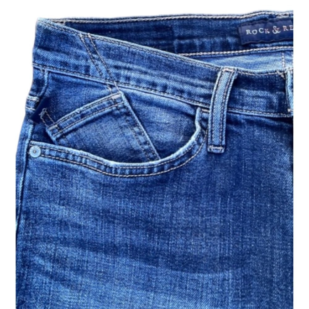 Rock & Republic EUC Skinny Jean Women's Blue Distressed  Embroidered Size 6 - Picture 7 of 16